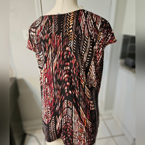 Worthington Stretch Short Sleeve Top With Beading, Red & Bronze Colors, XL - Picture 3 of 4